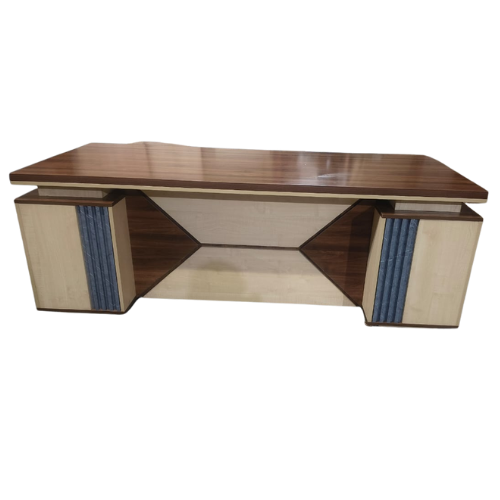 Executive Table RK3